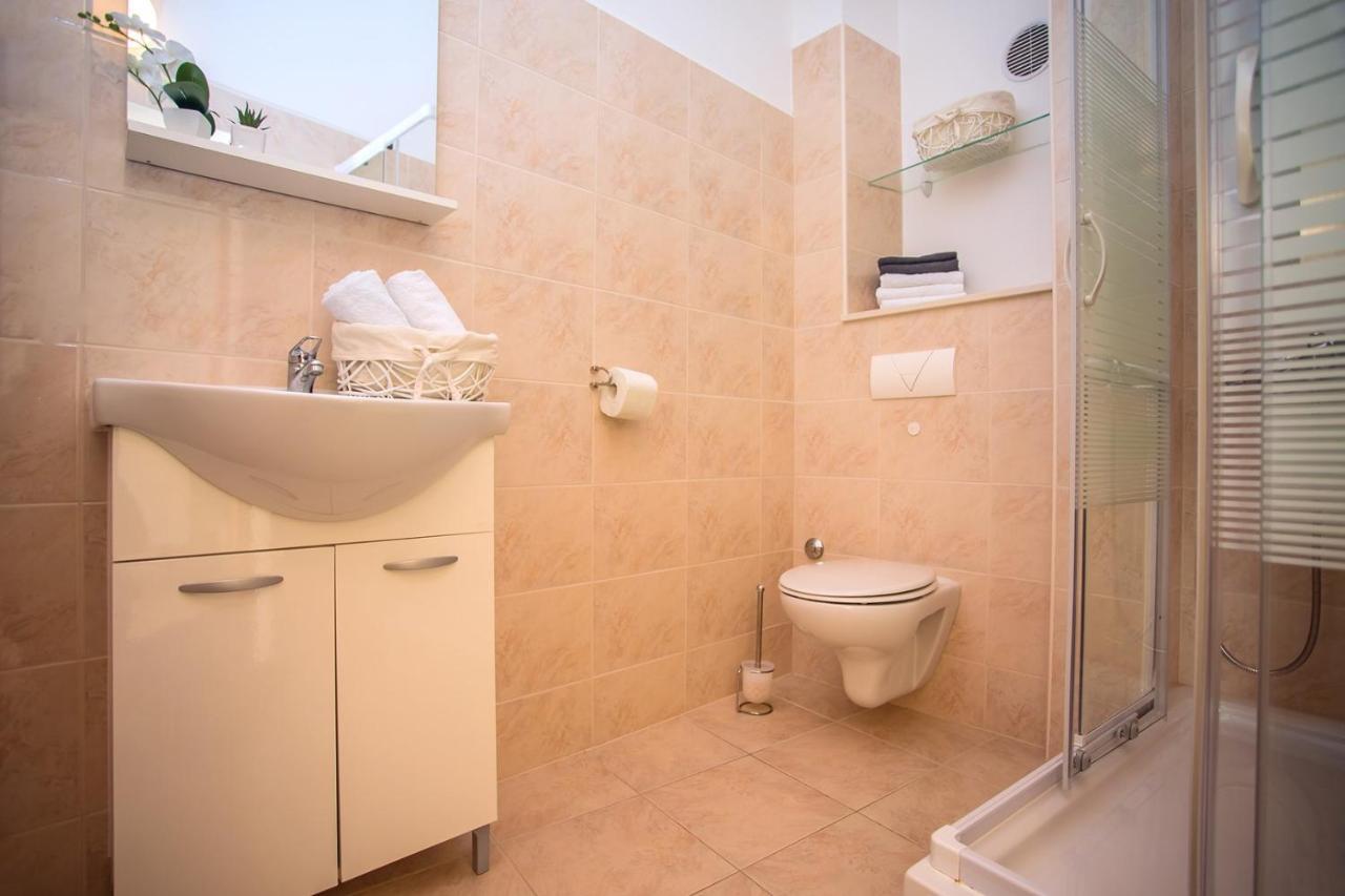 Villa Maslina, With Private 32M2Pool, Panoramic Views On 100Km Coastline, 12 Pax Lokva Rogoznica Exterior photo
